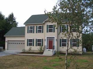 29 Locust Ridge Dr, Corinth, NY 12833