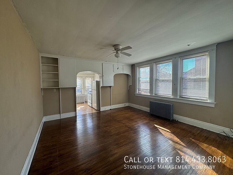 1st image of 440 W 10th St APT 9
