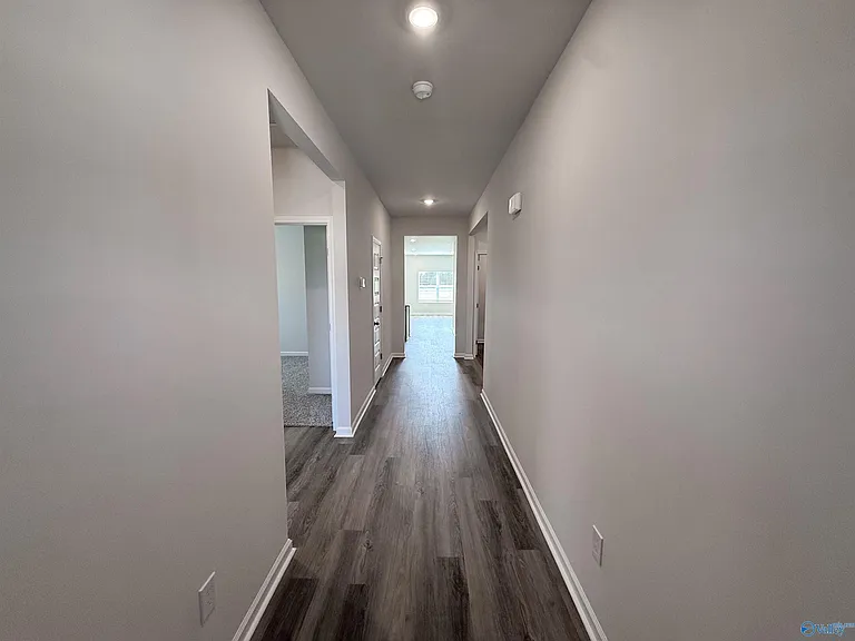 124 Betty Williams Dr — Photo 4