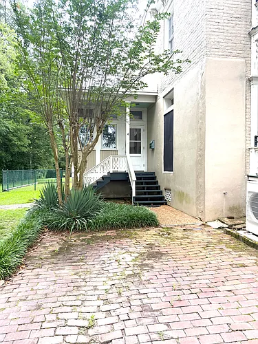 330 Commerce St #4 Photo 1