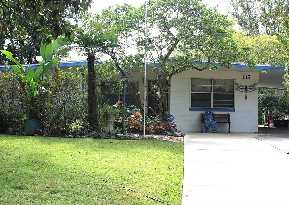 1st image of 117 Mayfair Cir