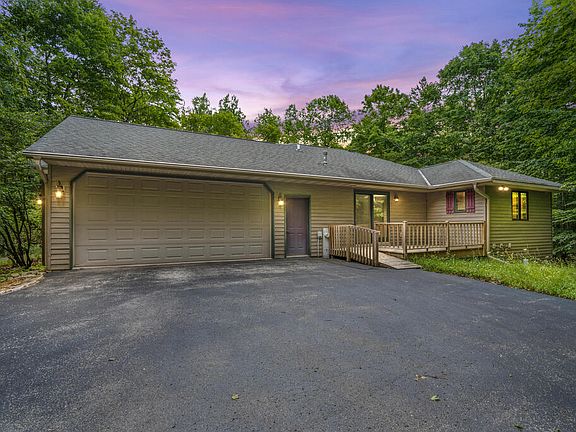 2nd image of 3155 Gibraltar Rd