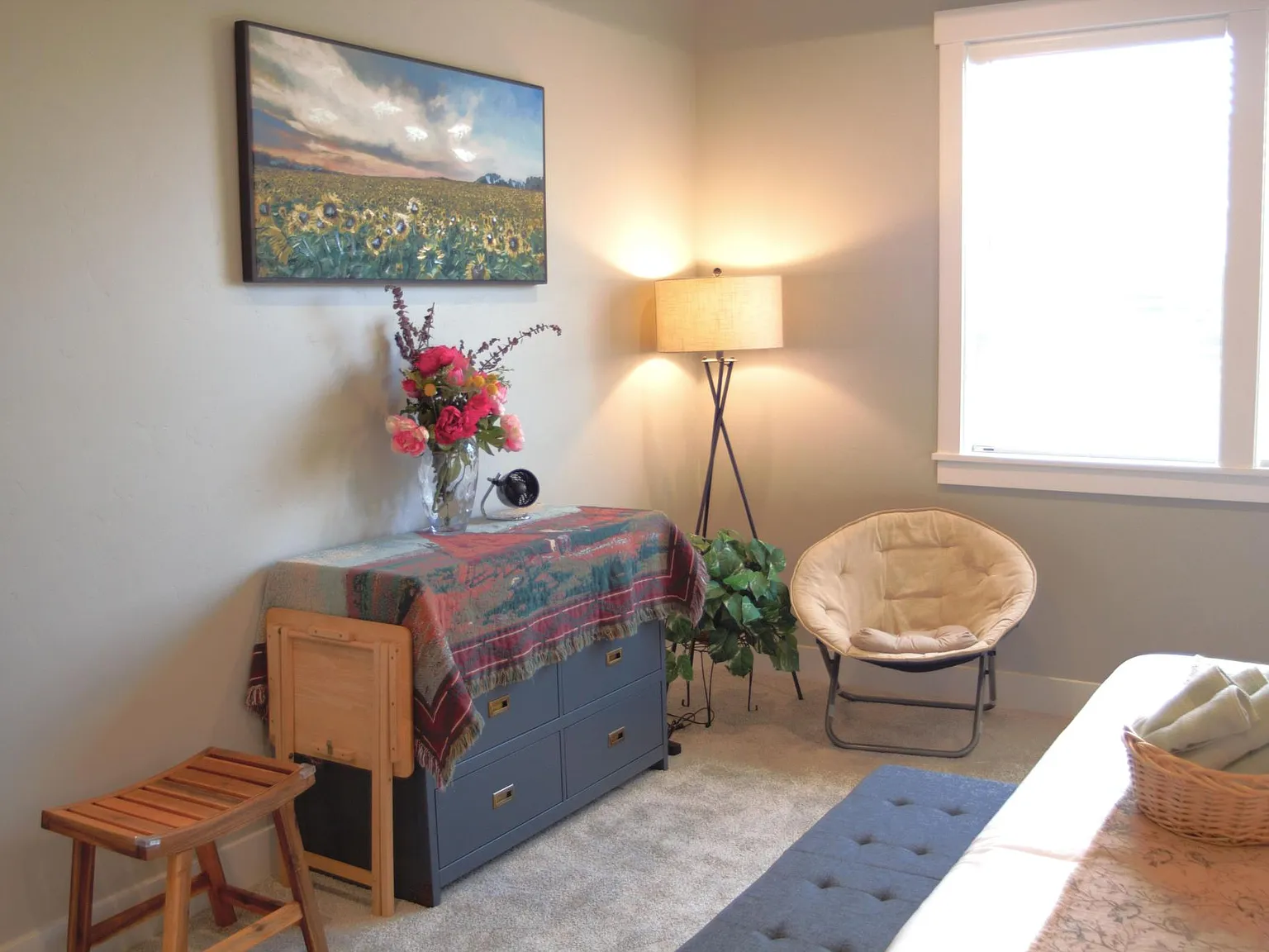 4 bed, 1997 sqft, $4,500 — Photo 3
