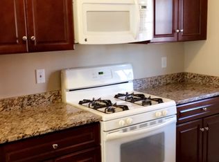 80 6th Ave, Quincy, MA 02169
