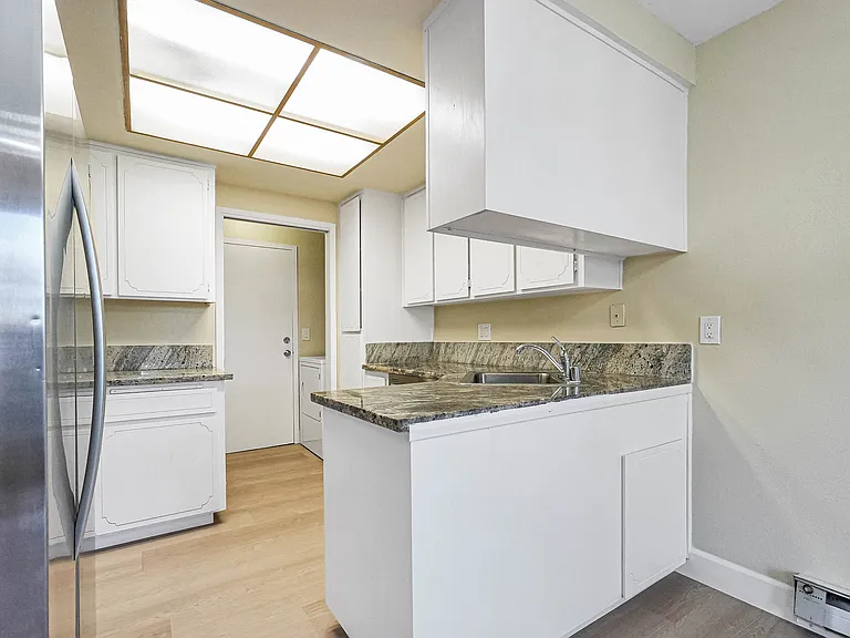 24054 La Paz Way — Photo 16