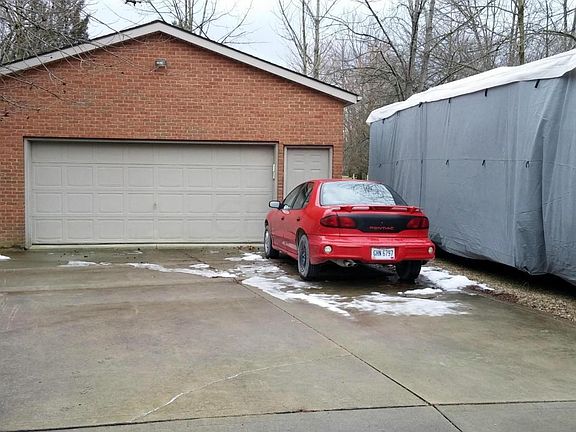 5th image of 449 Bristol Dr SW