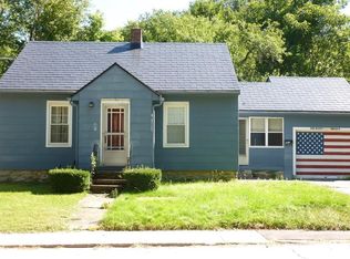 297 Elm St, Southbridge, MA 01550