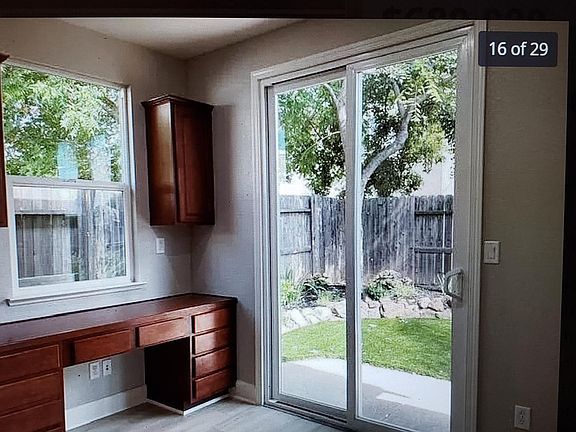 5th image of 456 Leighton Ct