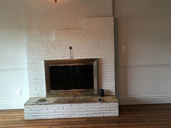 Living Room 3