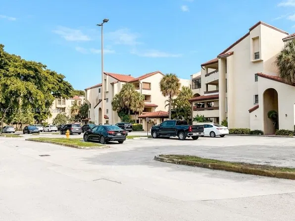 8810 SW 123rd Ct APT M103, Miami, FL 33186