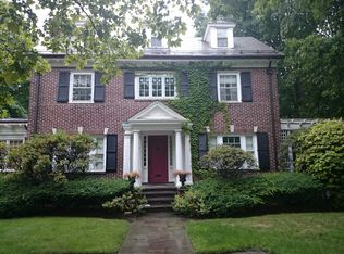 257 Dean Rd, Brookline, MA 02445