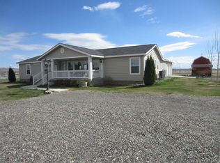 5221 Ashue Rd, Wapato, WA 98951