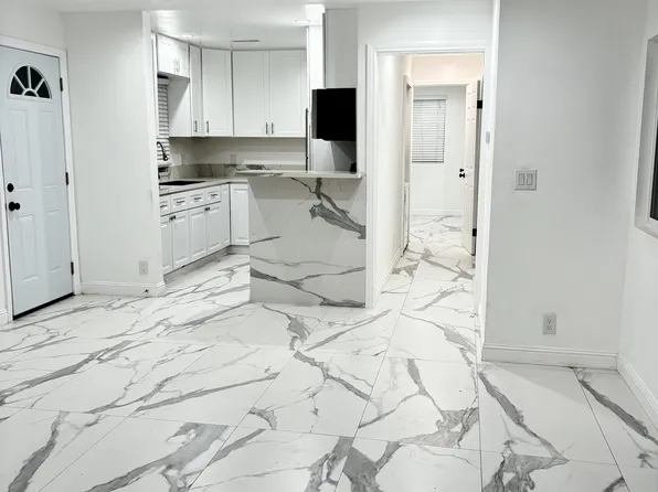 2037 20th St APT D, Santa Monica, CA 90404