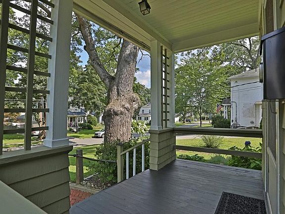 4th image of 49 Pratt St