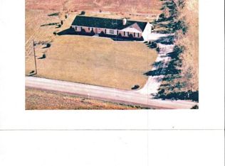 420 Green Spring Rd, Newville, PA 17241