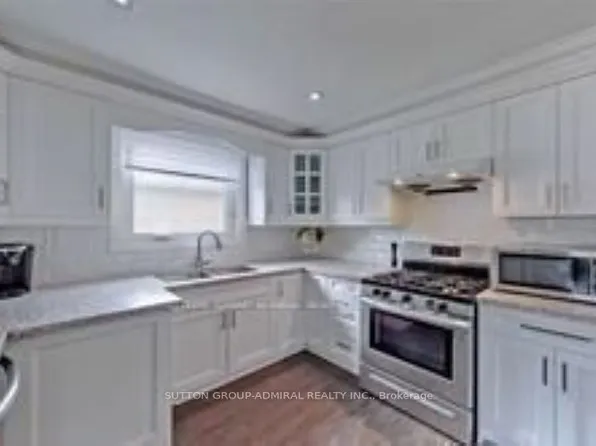 114 Cartier Cres, Richmond Hill, ON L4C 2N6