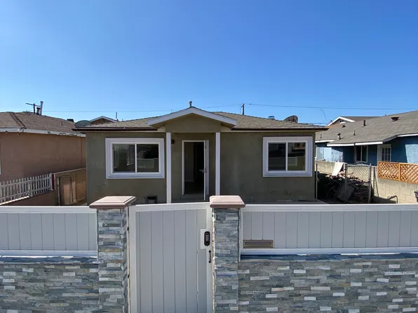 1030 E M St, Wilmington, CA 90744
