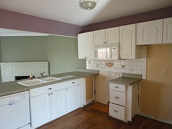 3rd image of 358 Taras Dr