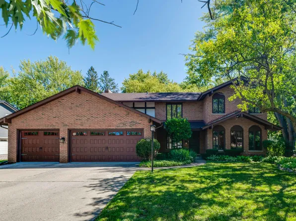 1355 Carol Ln, Deerfield, IL 60015