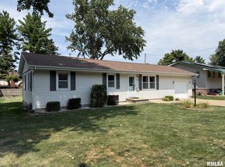 1862 Plum St, Jacksonville, IL 62650