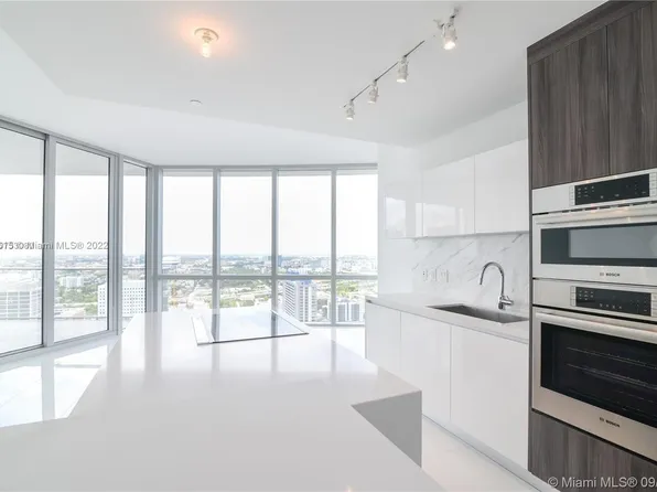 851 NE 1st Ave #2804, Miami, FL 33132