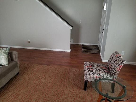 4th image of 8062 Beardsley Ave