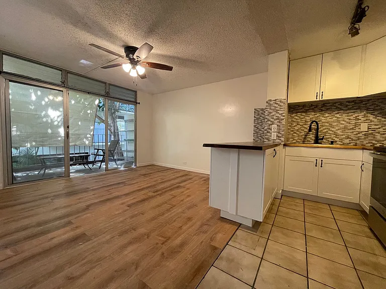 1914 University Ave #209 — Photo 5
