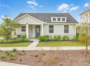 706 Loblolly Ln, Yulee, FL 32097