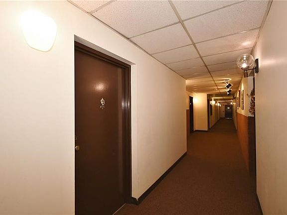 The hallways are well maintained and well lit!