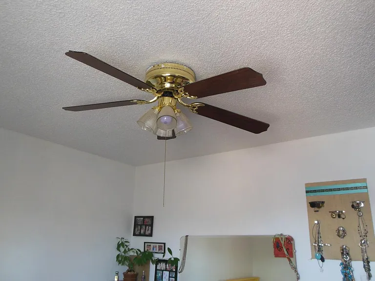 2nd bedroom fan