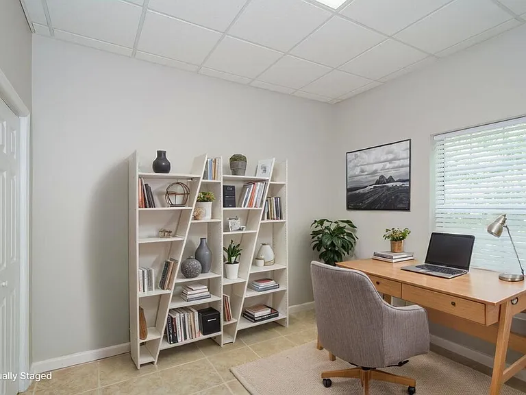 4548 White Rd — Photo 17