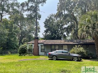 5645 Betty Dr, Savannah, GA 31406