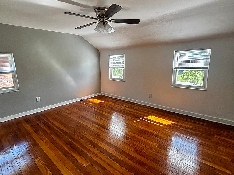 1163 Shadycrest Dr — Photo 6