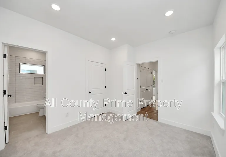 2708 Bostic St #B — Photo 20