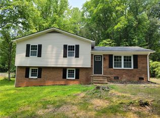 4701 Creekview Rd, Mc Leansville, NC 27301