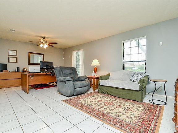 5th image of 14710 Earlswood Dr