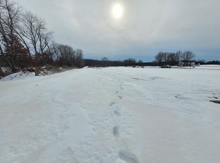 20 Saddlebred Ln, Dowagiac, MI 49047