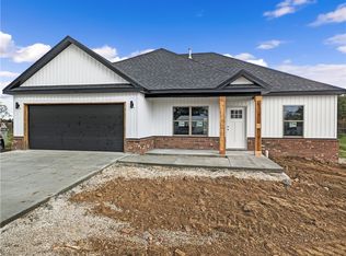 2342 John Montgomery Cir, Pea Ridge, AR 72751