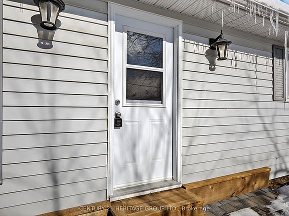 4th image of 854 9th Line