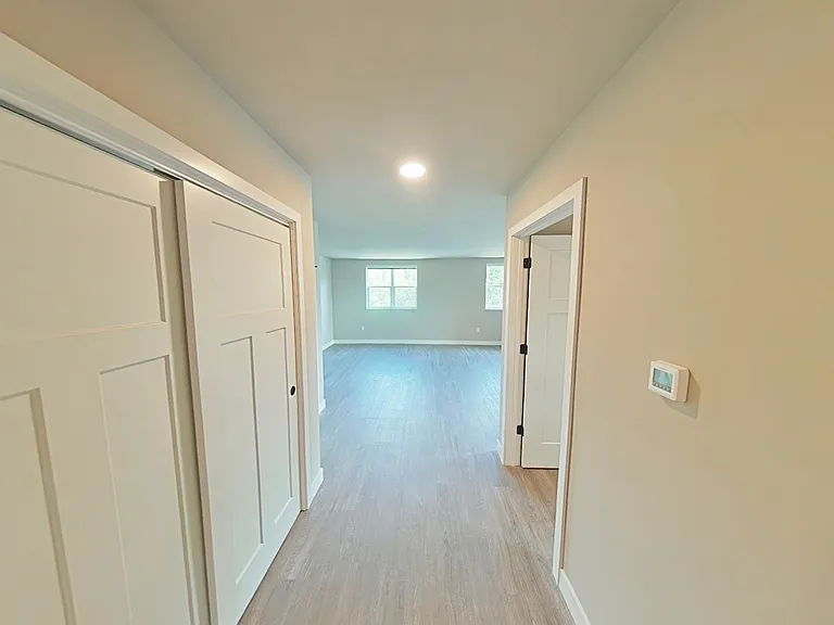 Beaverbrook Apartments — Photo 88