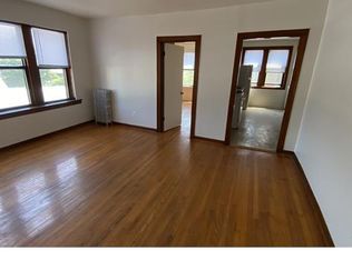 5571 W Monroe St #3C, Chicago, IL 60644