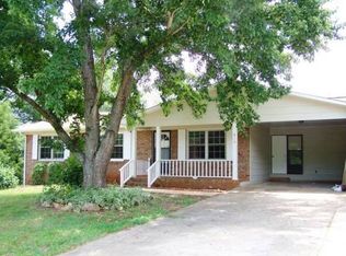 910 Alexandria Rd SW, Jacksonville, AL 36265