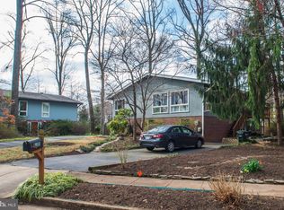 8105 Timber Valley Ct, Dunn Loring, VA 22027