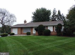 3360 Edenbridge Rd, York, PA 17402