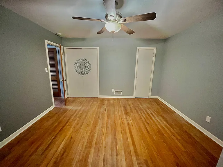 3518 Lynette Dr — Photo 22