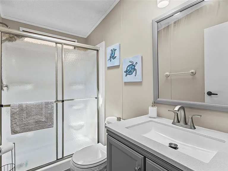 611 La Jolla Cir — Photo 19