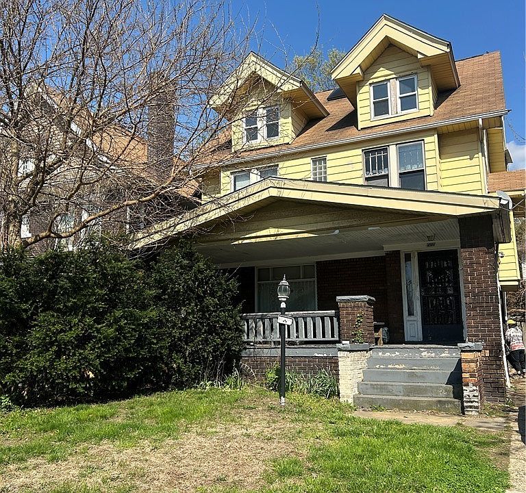 1st image of 899 Herrick Rd