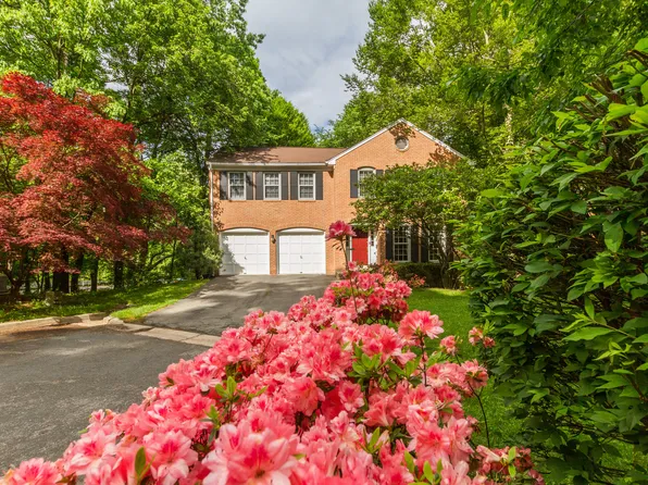 13 Avalon Ct, Bethesda, MD 20816