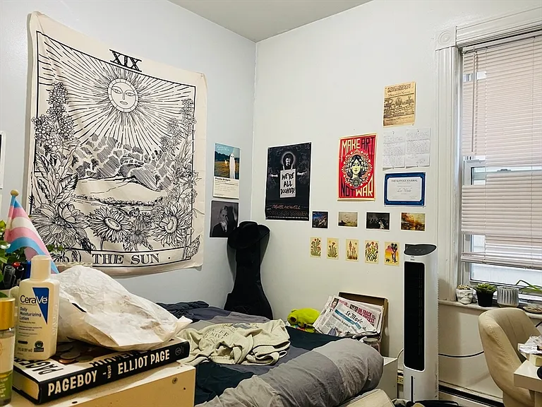 46 Middle St #3R — Photo 6