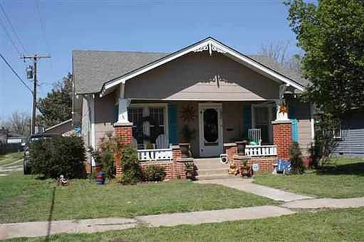 2nd image of 309 N 5th St